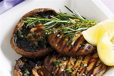 No Meat Monday - Char Grilled Mushroom Steaks on the Braai