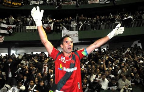 Relembre a passagem de Prass como atleta do Vasco; ex-goleiro deve virar coordenador | Vasco ...