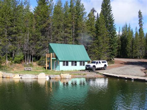 LEMOLO LAKE / CRATER LAKE NORTH KOA - Resort Reviews & Price Comparison ...