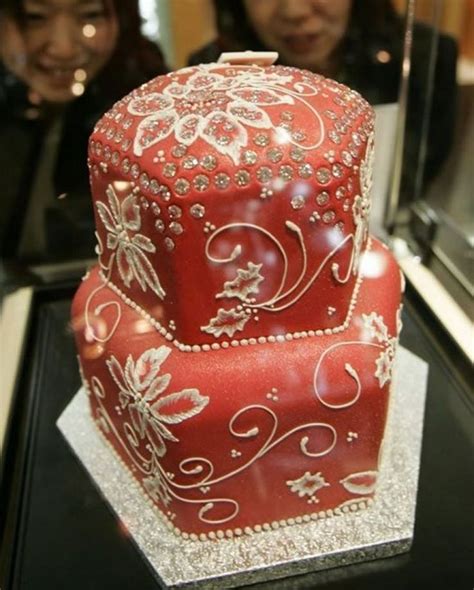 15 Of The Most Expensive Cakes Ever Sold | TheRichest | Wedding cake ...