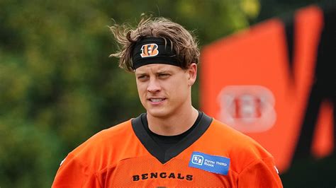 Bengals coach reveals Joe Burrow recovery timeline after calf strain ...