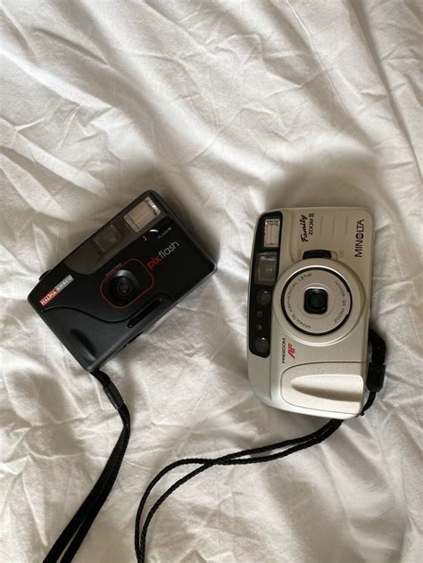 Vintage cameras @emmakeight in 2021 | Summer aesthetic, Vintage cameras ...