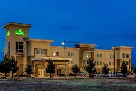 La Quinta Inn & Suites by Wyndham Andrews | Andrews, TX Hotels