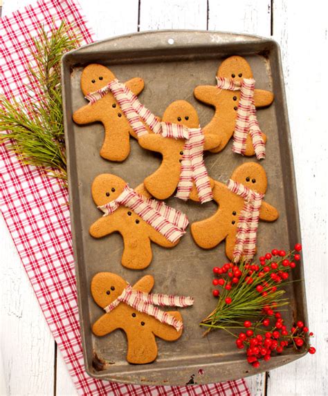 Gingerbread Men Cookies as Decorations - The Bearfoot Baker