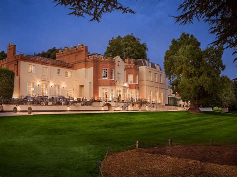 Taplow House Hotel in Hertfordshire & Buckinghamshire and nr Windsor : Luxury Hotel Breaks in the UK