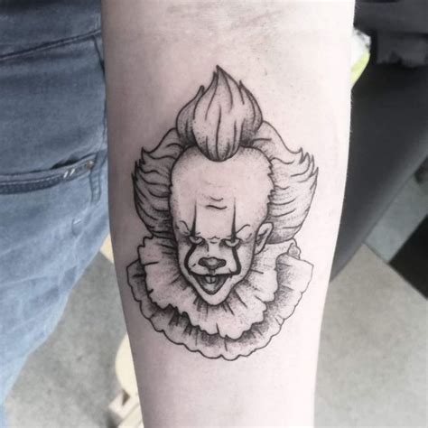 Update more than 68 small pennywise tattoo best - in.eteachers