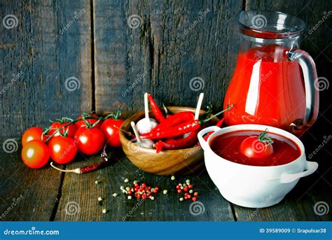 Tomato sauce and spices stock image. Image of garlic - 39589009