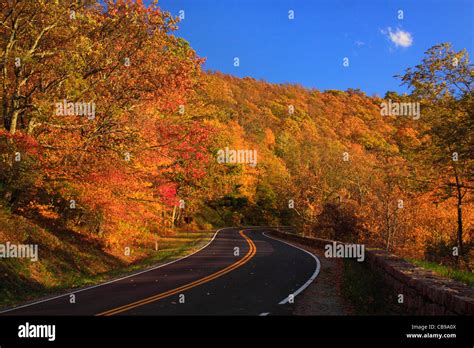 Shenandoah Skyline Drive Fall Stock Photos & Shenandoah Skyline Drive ...