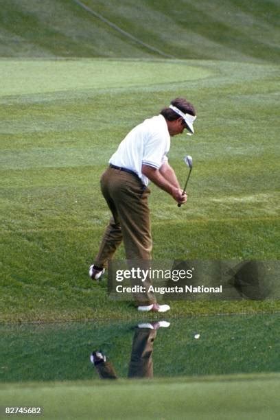 1992 Fred Couples Masters Photos and Premium High Res Pictures - Getty ...