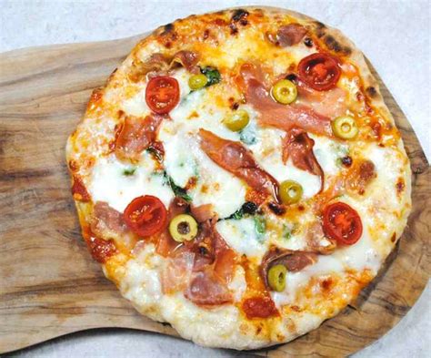 Frying Pan Pizza | Recipe | Cuisine Fiend