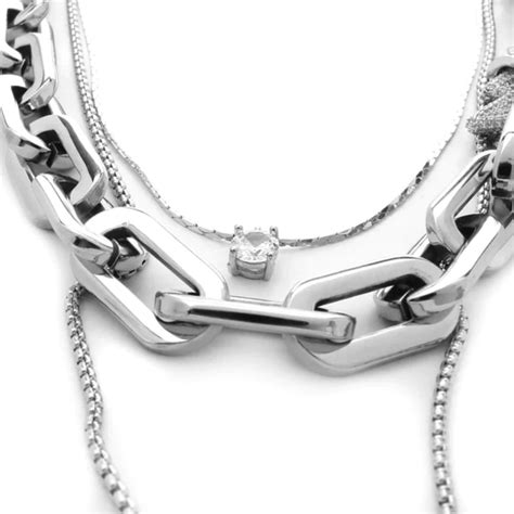 Sterling Silver Vs. Stainless Steel Jewelry – Artizan Joyeria