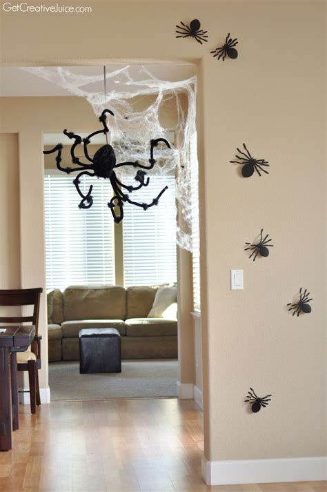 40 Halloween Spider Decorations in 2020 | Halloween spider decorations ...