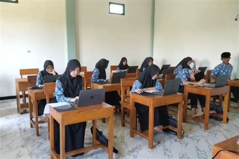 Soal Pilihan Ganda Informatika Kelas 8 Semester 1 Tahun Pelajaran 2023-2024 Lengkap Kunci ...