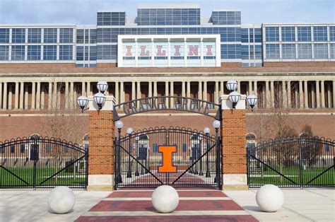 Illinois annouces $132 million renovations to Memorial Stadium | The Daily Illini