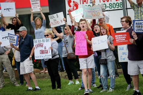 Anti-detention center protest set for Friday near The Woodlands