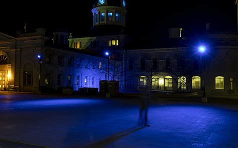 Kingston city hall at night | the moment is captured photography