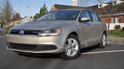 2013 Volkswagen Jetta Hybrid: Quick Gas-Mileage Test