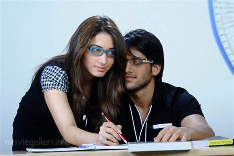 Telugu Movie Club: 100% love ( Naga Chaitanya- Tamanna Bhatia) 100% ...