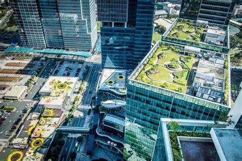 LOOK: This Photo of Uptown in BGC was Featured in National Geographic ...