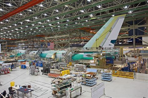 Boeing 747-800: 747-8 Production Line