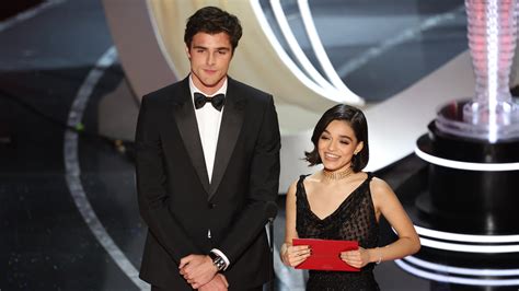 Rachel Zegler Joked About Oscars 2022 Invite While Presenting With Jacob Elordi | Teen Vogue