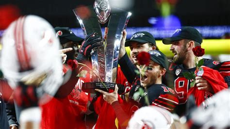 Pac-12 football championship will stay in Las Vegas for 2023