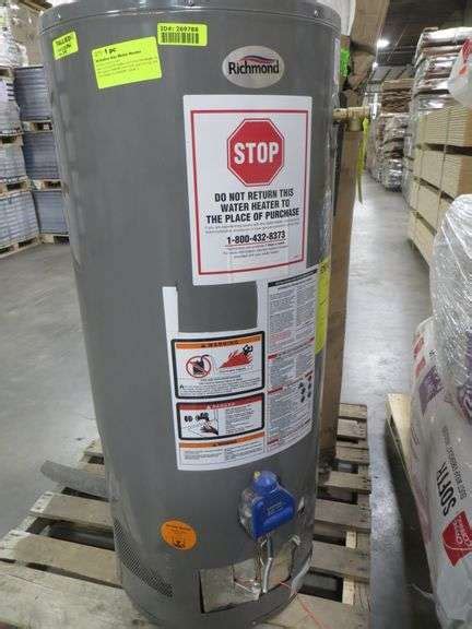 38 Gallon Gas Water Heater - Lambrecht Auction, Inc.