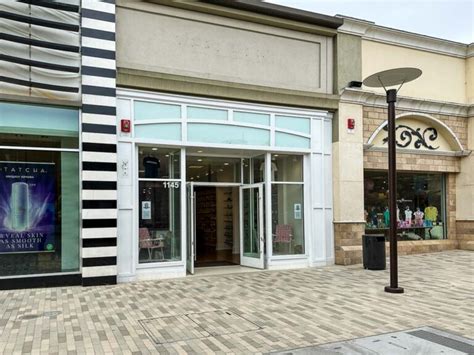 Sole Connextion Opens at Broadway Plaza in Walnut Creek – Beyond the Creek