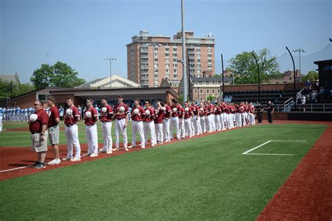 Berg baseball ready to come out swinging - The Muhlenberg Weekly