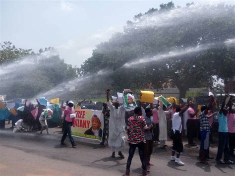 PRESS RELEASE – Nigeria (breaking news): Police attack protestors ...