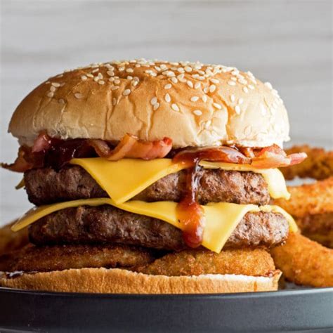 Western Bacon Cheeseburger (Hardee's or Carl's Jr) | Bake It With Love