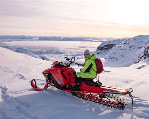 Snowmobile ride | Ilulissat | Disko Bay | Guide to Greenland