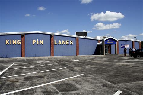 king-pin-lanes | feytwee | Flickr