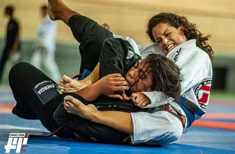 Bjj women competing | Jiu jitsu girls, Jiu jitsu, Jiu jitsu belts