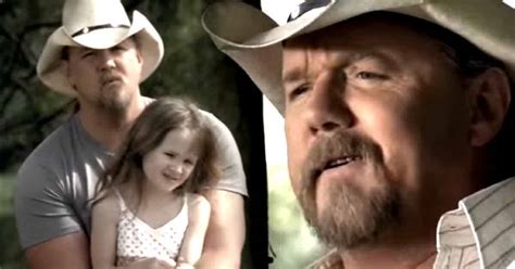 JUST FISHIN': Trace Adkins on Making Memories With His Daughter