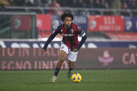 Arsenal set aside funds for Joshua Zirkzee transfer