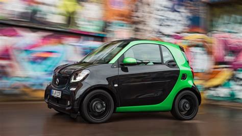 Smart ForTwo Electric Drive (2017-2018) price and specifications - EV ...