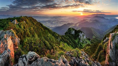 Velky Choc, Slovakia - Windows Spotlight Images Shijuewuyu | Castle in ...