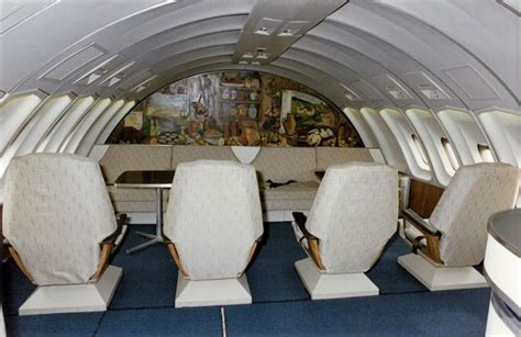 Which airline had a Boeing 747 upper deck lounge the longest ...