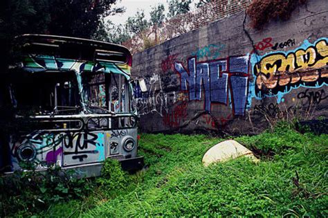 100 Captivating Examples of Urban Decay Photography - Hongkiat