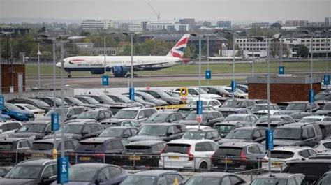 Brits warned of new parking rules at Heathrow Airport with £12.50 charge - Mirror Online