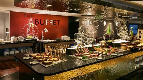 The Buffet @ M Hotel, discounts up to 50% - eatigo