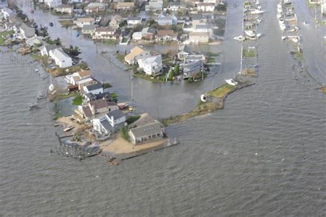 New York Flooding: Mass Floods Engulf NYC In Hurricane Sandy Aftermath [PHOTOS, VIDEO]