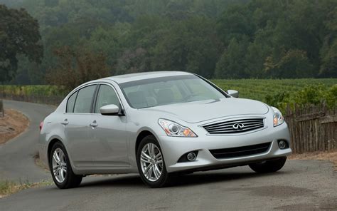 2012 Infiniti G37 Sedan Sport 6MT - Editors' Notebook - Automobile Magazine