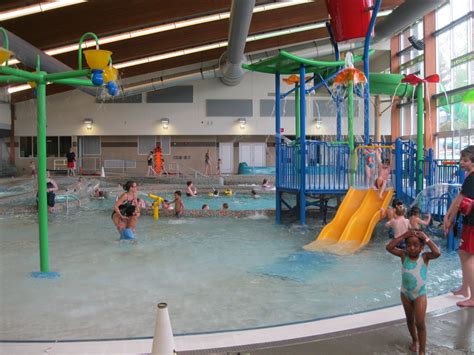 Snohomish County Family Activities: Lynnwood Recreation Center Pool