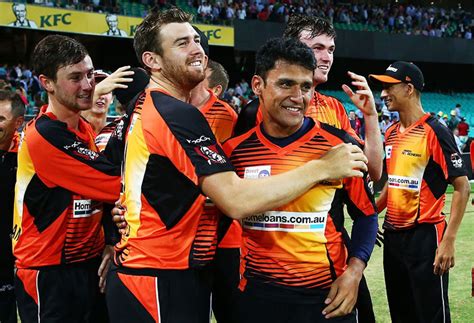 The Perth Scorchers players converge on Yasir Arafat | ESPNcricinfo.com