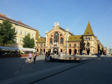 Is Budapest Central Market Hall worth a visit?