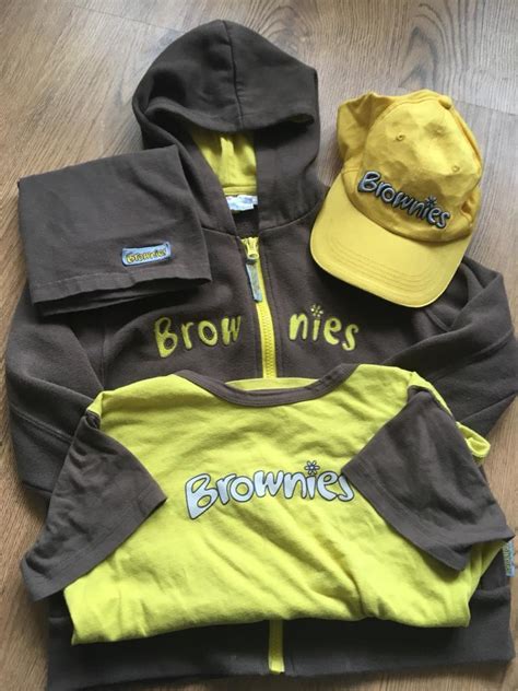 Brownie uniform bundle | in Fairford, Gloucestershire | Gumtree