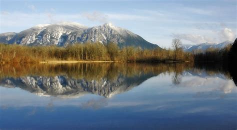 Mt Si, Snoqualmie Washington | Winter beauty, Snoqualmie washington, Natural landmarks