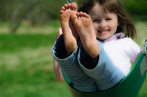 Kids Barefoot All Summer